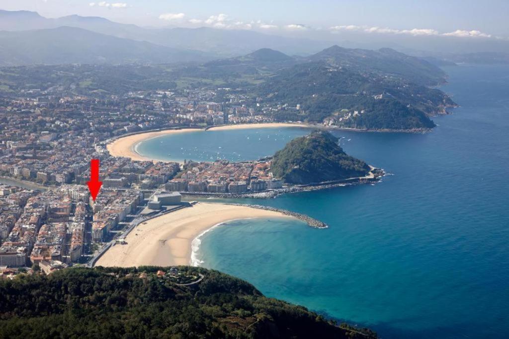 Casa Playa Zurriola-Aviso-Obras En La Fachada Del Patio Hasta Mayo O Junio-No Ha Habido Quejas Por El Ruido-Precio Bajo- House Playa Zurriola-Warning-Works On The Facade Of The Patio Until May Or June-There Have Been No Noise Complaints- Low Price San Sebastian Exterior photo
